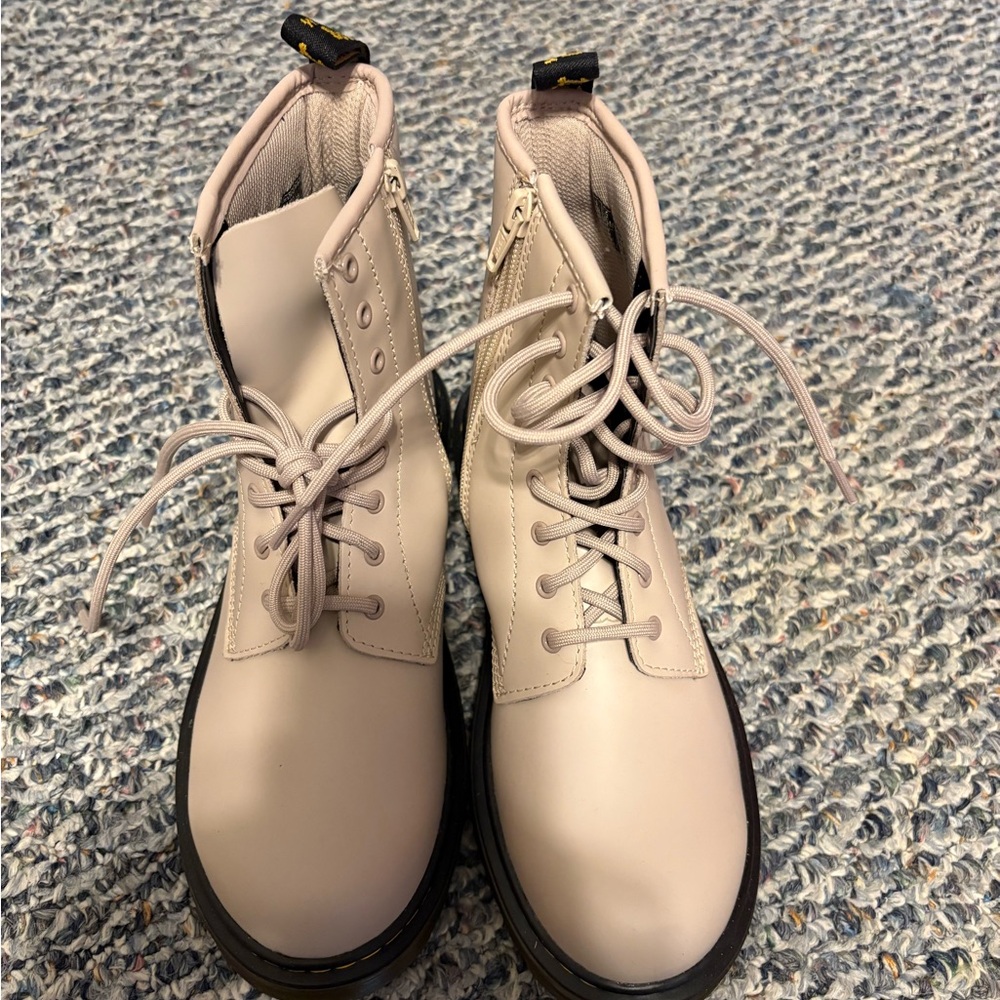 Dr. Martens Cream Winter & Rain Boots with Lace-Up Design and Rounded Toe